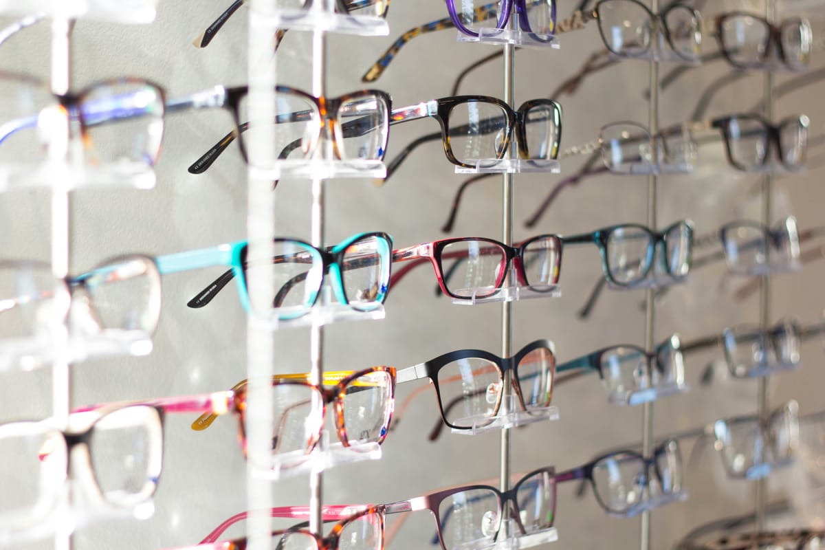 "Men never make passes at girls wearing glasses." - Dorothy Parker
