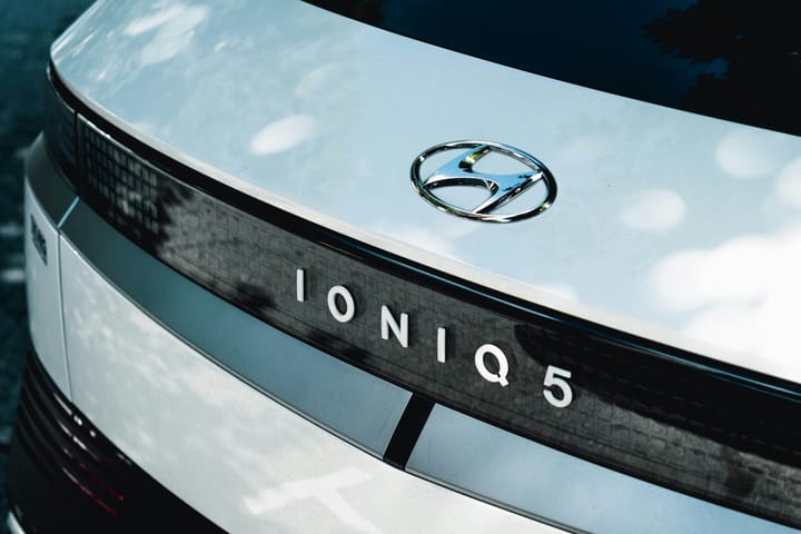 Automobile, n.: A four-wheeled vehicle that runs up hills and down pedestrians.