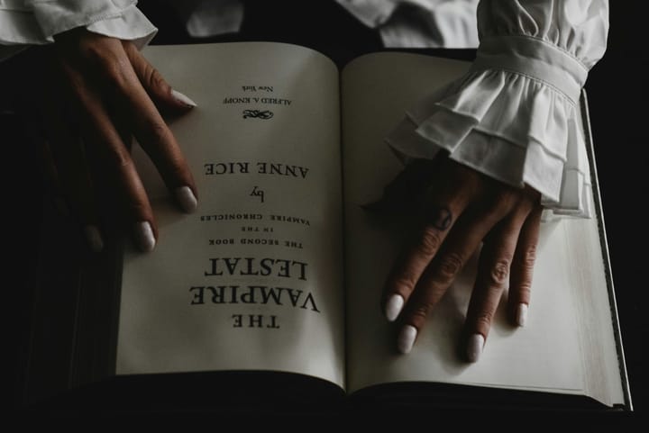 "People in general do not willingly read if they have anything else to amuse them." - S. Johnson